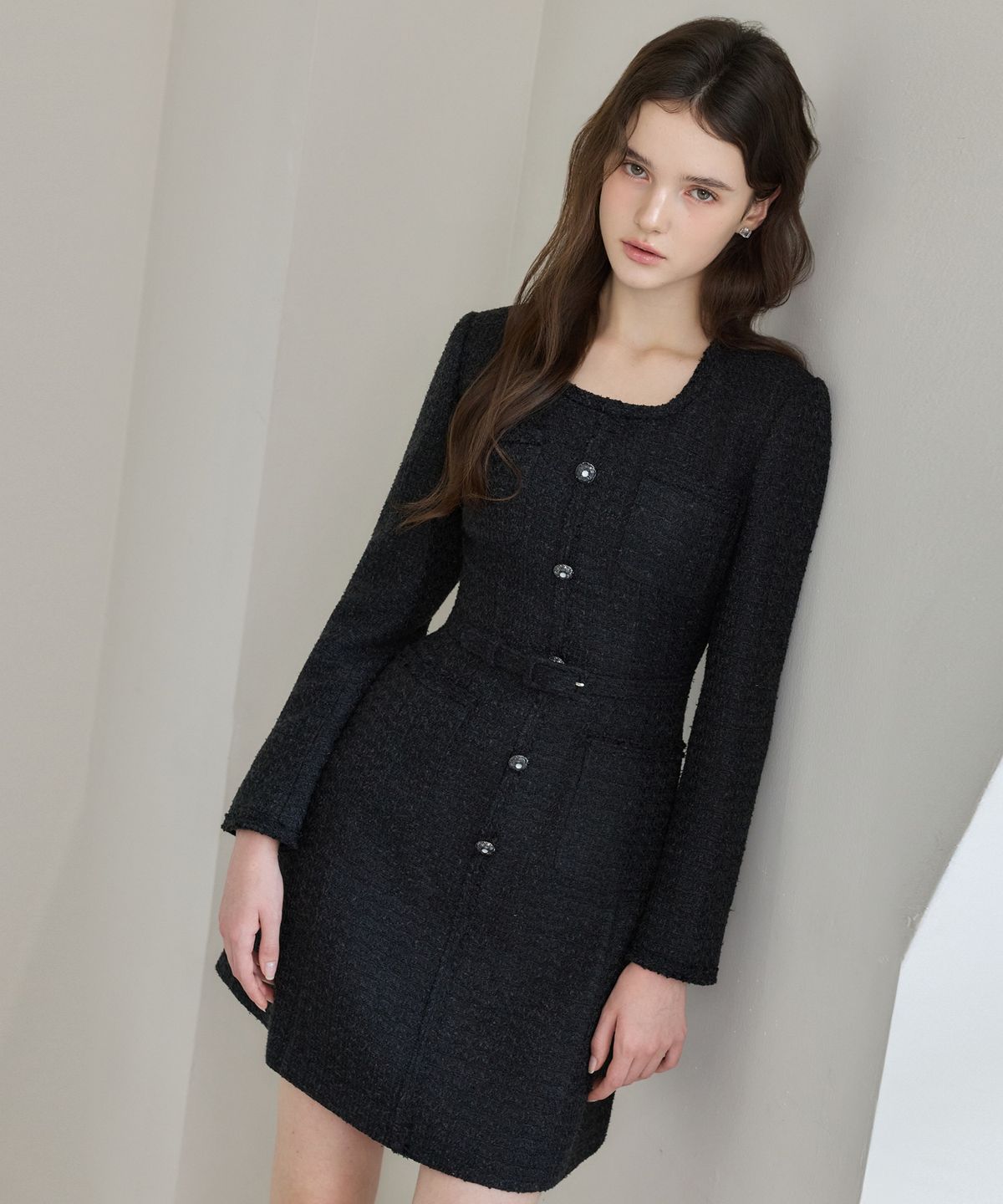 쥴리앤칼라(JULIY&CALLA) 26FW 칼라150 도멘 벨라 트위드 원피스 블랙