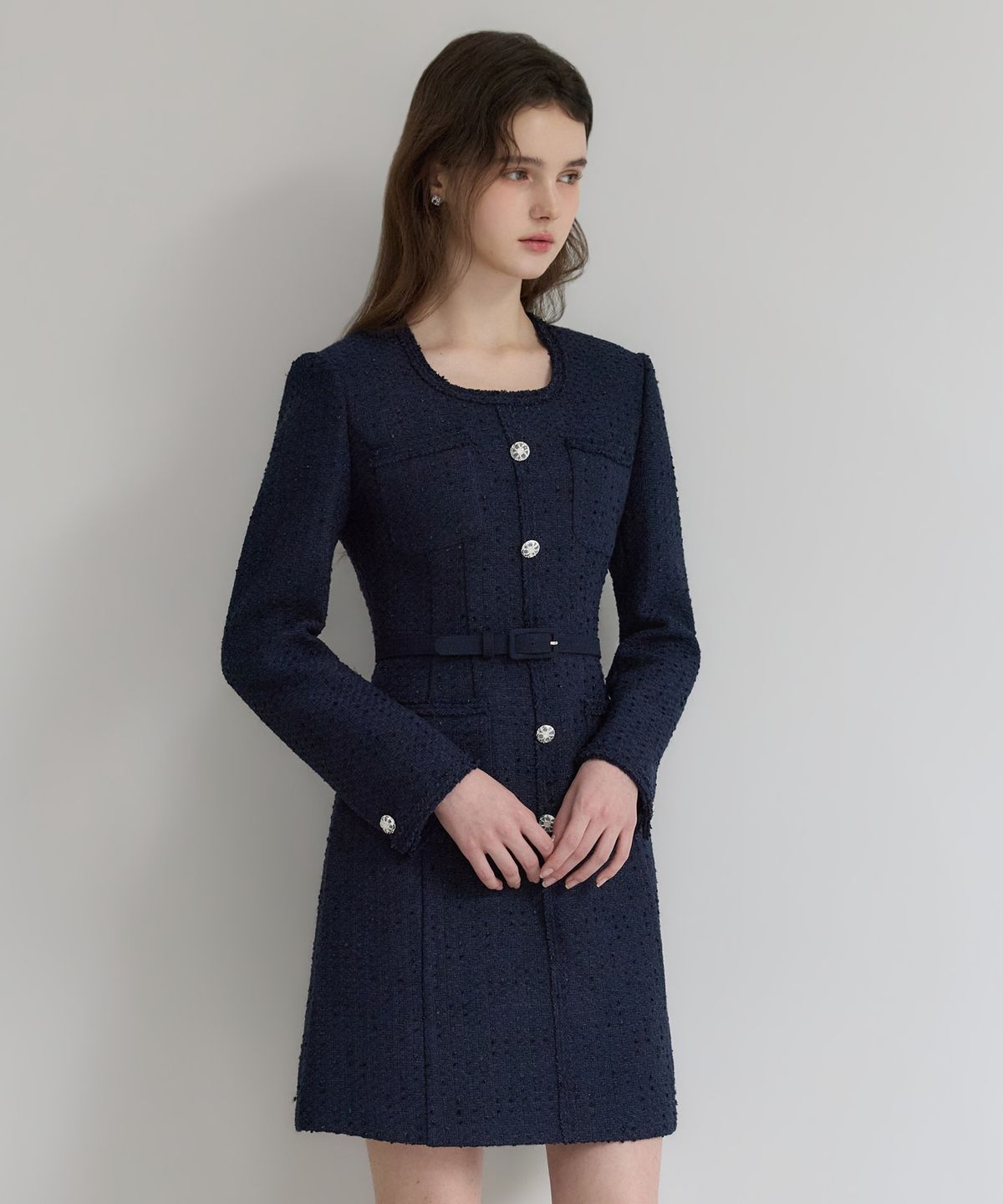 쥴리앤칼라(JULIY&CALLA) 26FW 칼라150 도멘 벨라 트위드 원피스 네이비