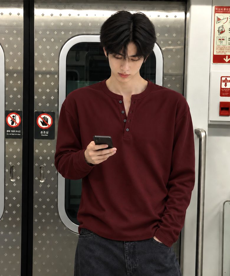 헨리넥 세미 크롭 롱슬리브 티셔츠 버건디