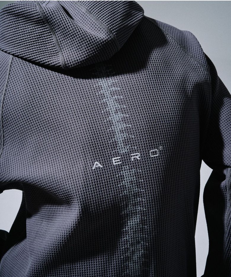 AERO WAFFLE SPINE HOODED PULLOVER
