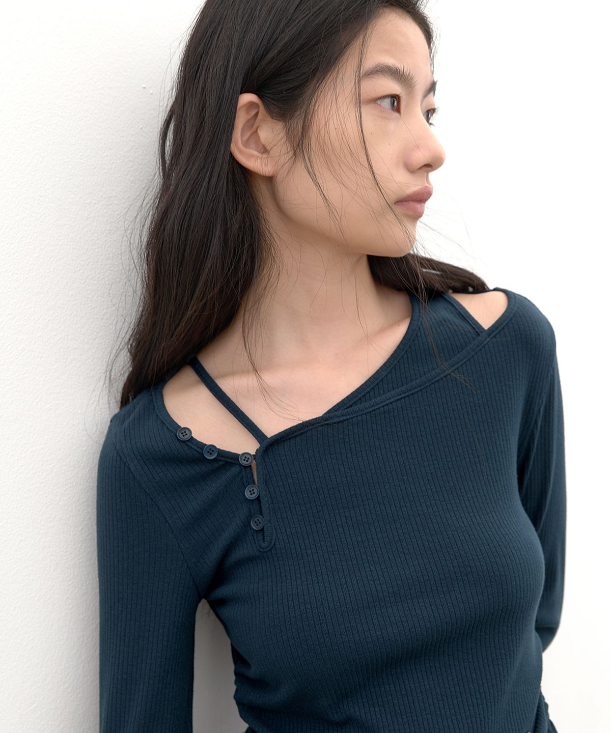 아틀리에 나인(ATELIER NAIN) (T-7331)ONE SHOULDER LAYERED SHIRRING TEE