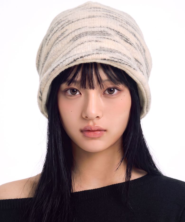 FUZZY BUTTON BEANIE [IVORY]