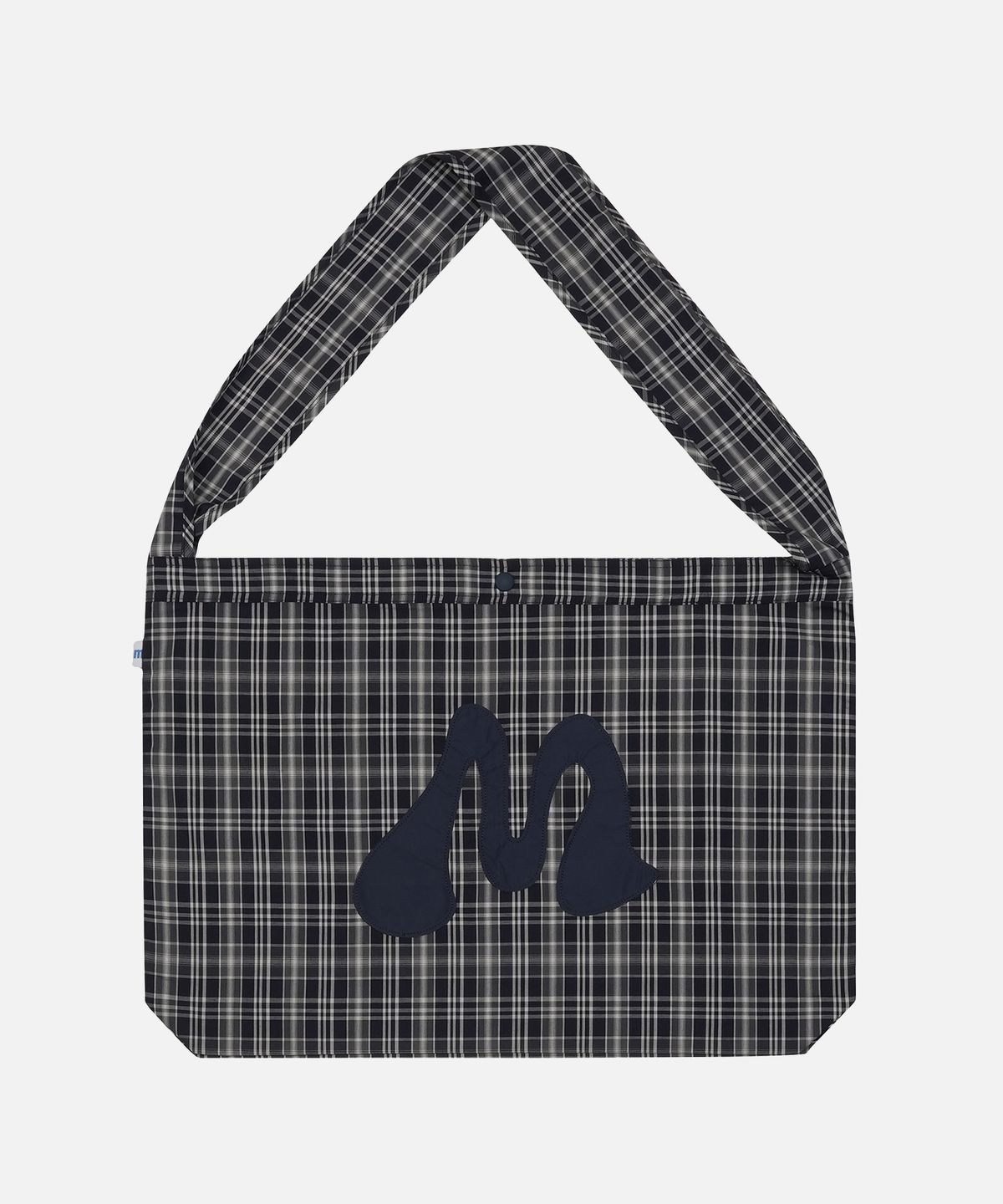 맨하탄레코즈(MANHATTAN RECORDS) MR M Note Logo Cross Bag - Navy