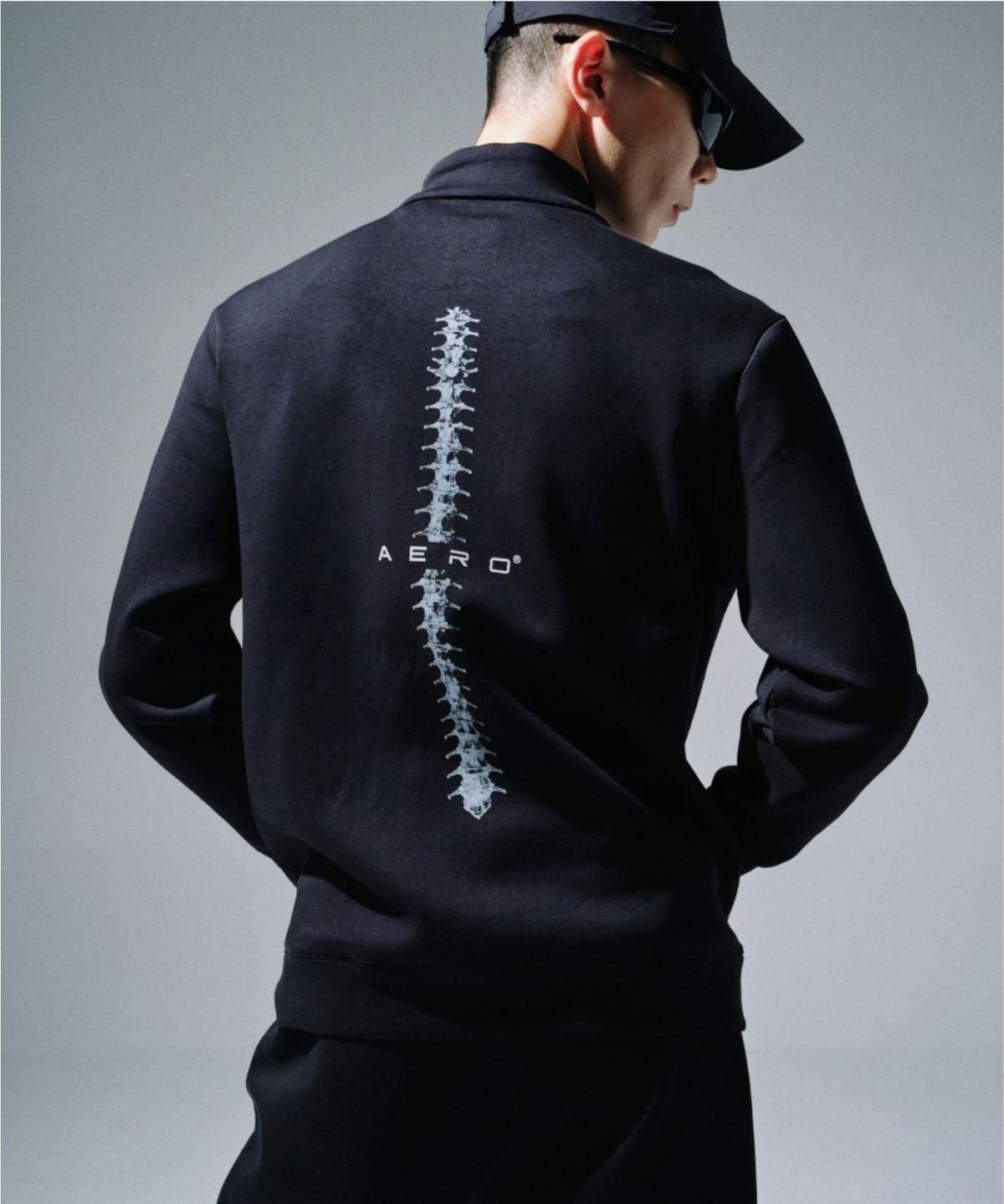 사피엔스(SAPIENS) AERO SAPIENS TECH HALF-NECK FULL-ZIP JACKET