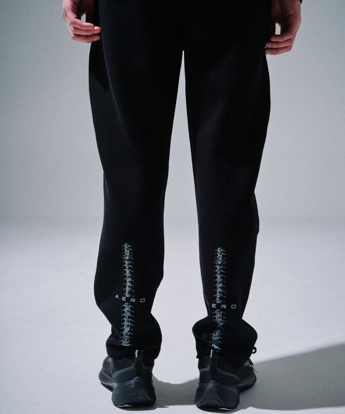 사피엔스(SAPIENS) AERO SAPIENS TECH RUNNING PANTS