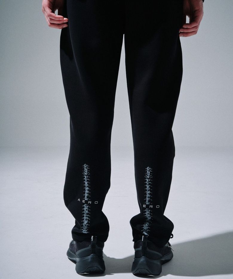 AERO SAPIENS TECH RUNNING PANTS