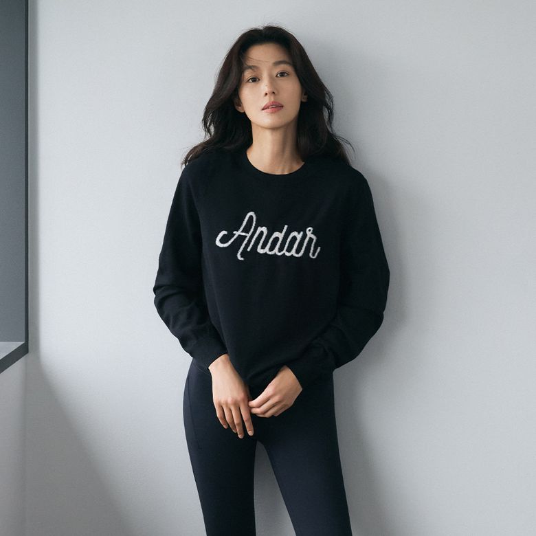 [워셔블] 시그니처 로고 니트