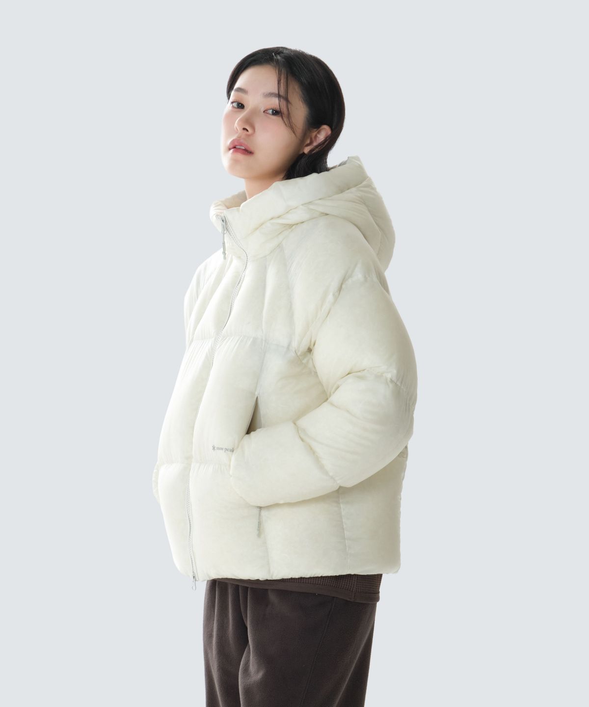 스노우피크 어패럴(SNOWPEAK APPAREL) 에어클라우드 여성 10D 헤비 구스 다운 자켓 (S26WWTDJ73) Ivory