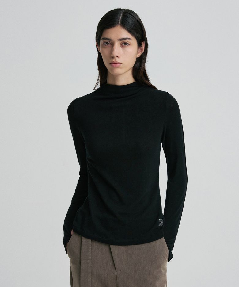 WOOL BLEND MOCK-NECK TOP BLACK