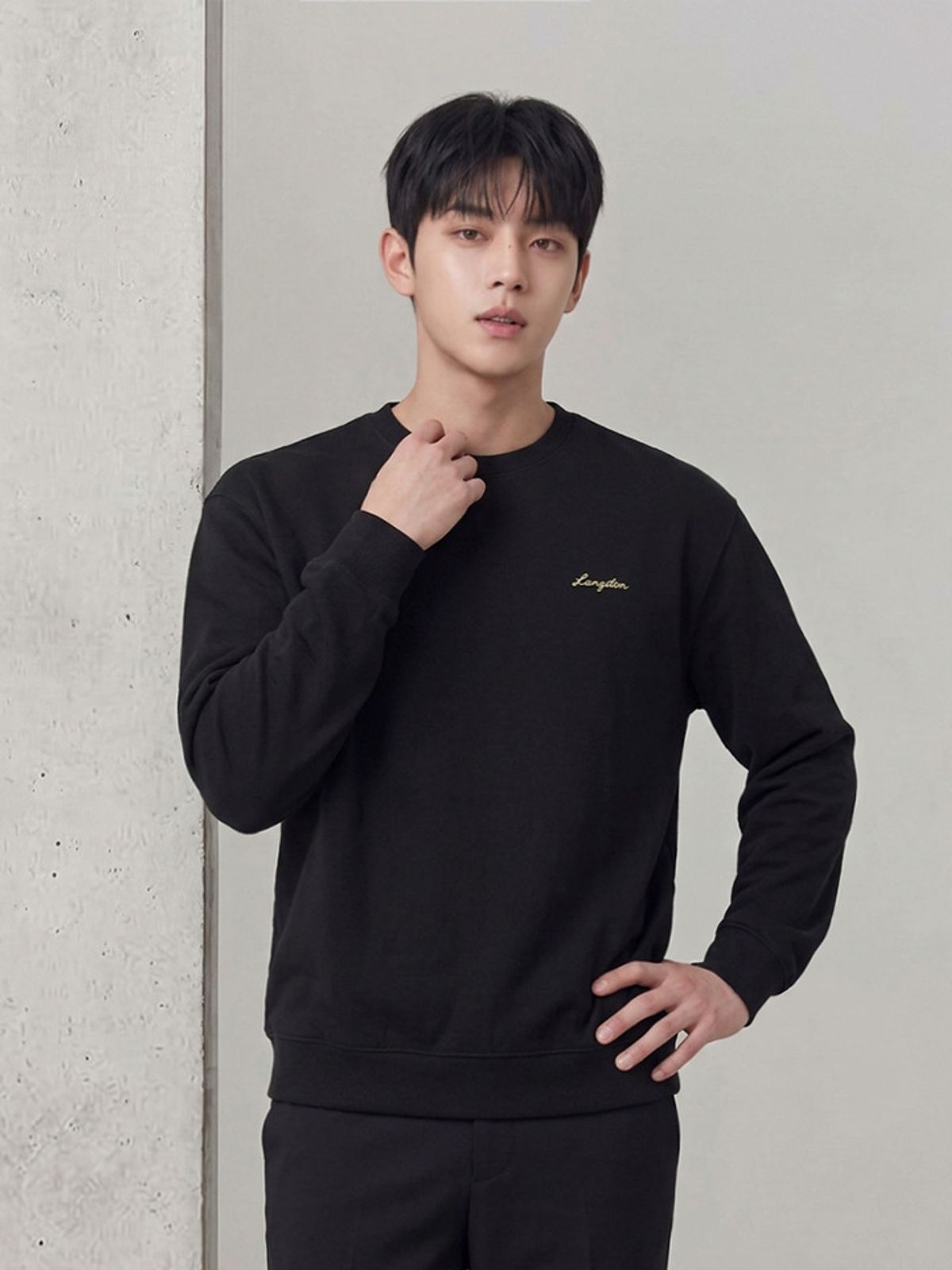 행텐(HANGTEN) 공용 기모 프론트 스몰 백 빅 맨투맨_100(10590-031-810-12)