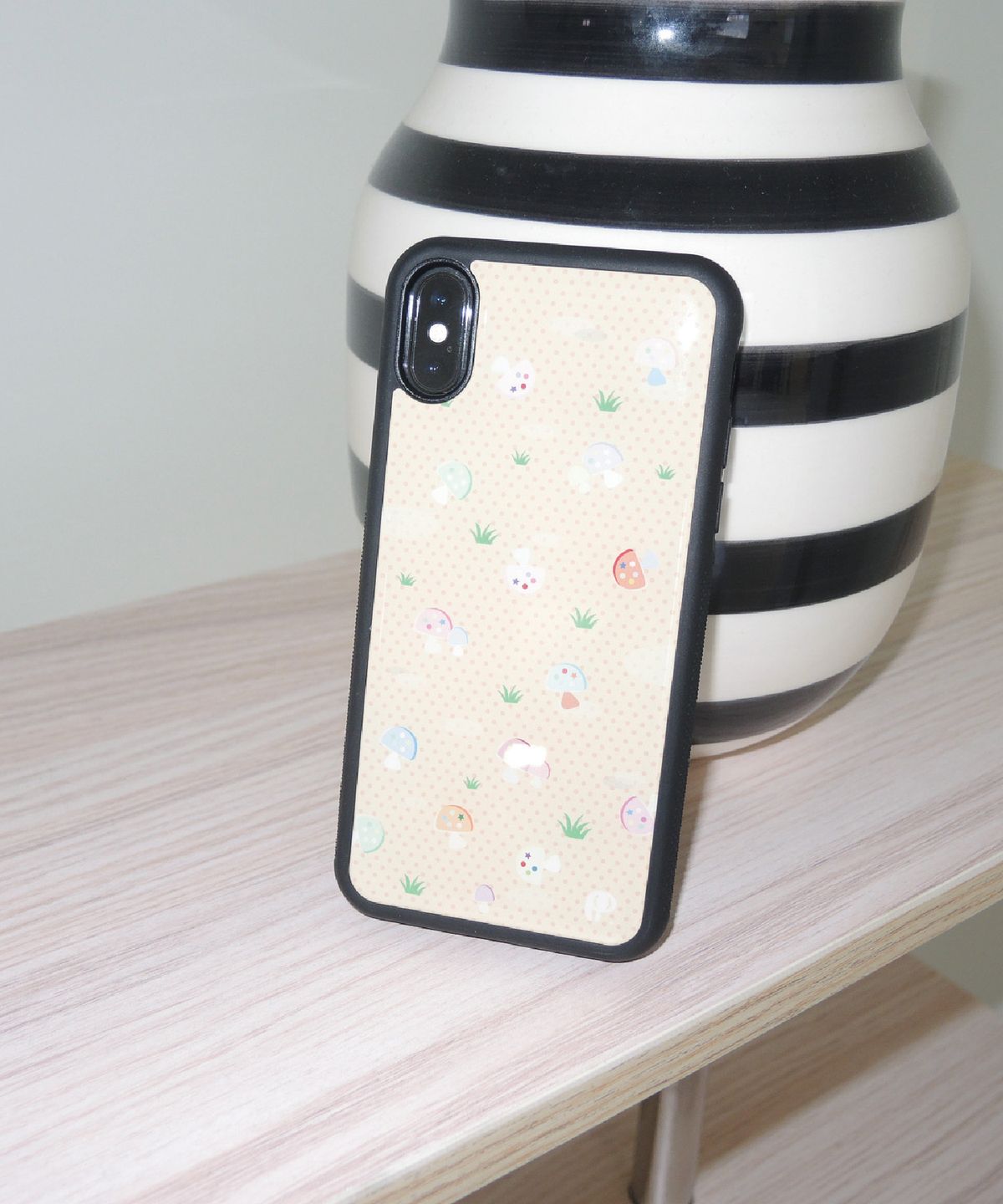 피더블유엘피 아카이브(PWLP ARCHIVE) Beige mushroom epoxy case