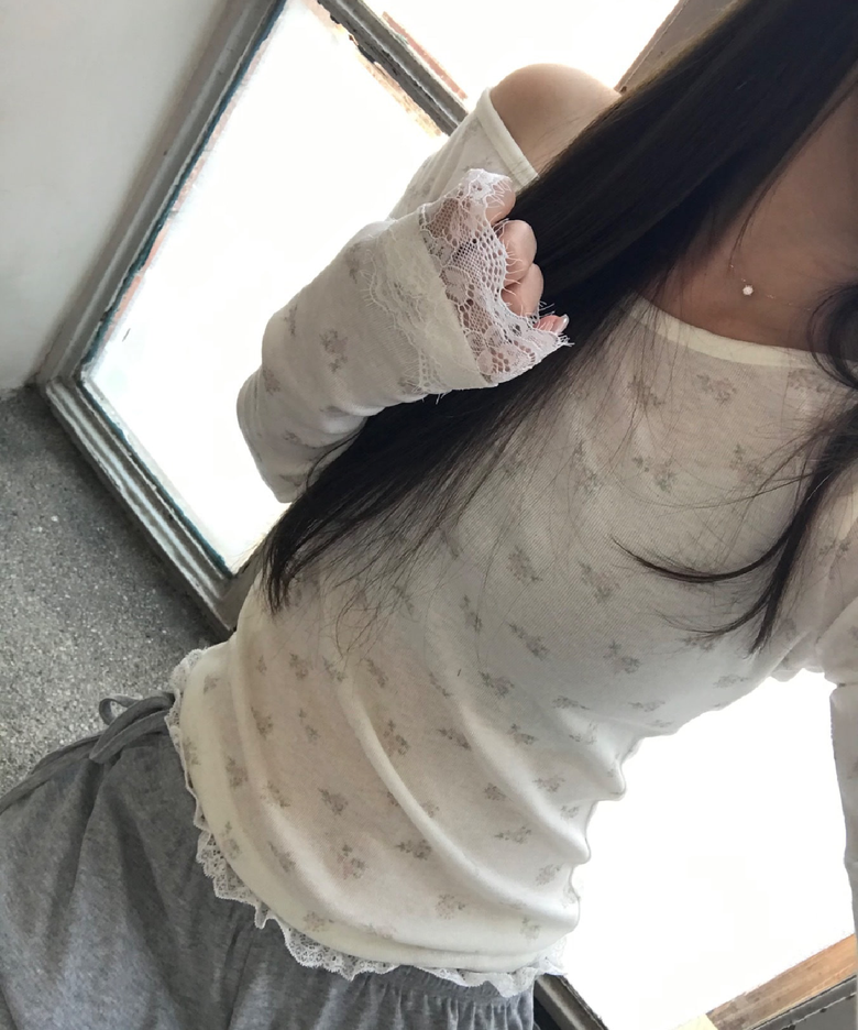 Lace Sheer Muse Top - Milky Flower