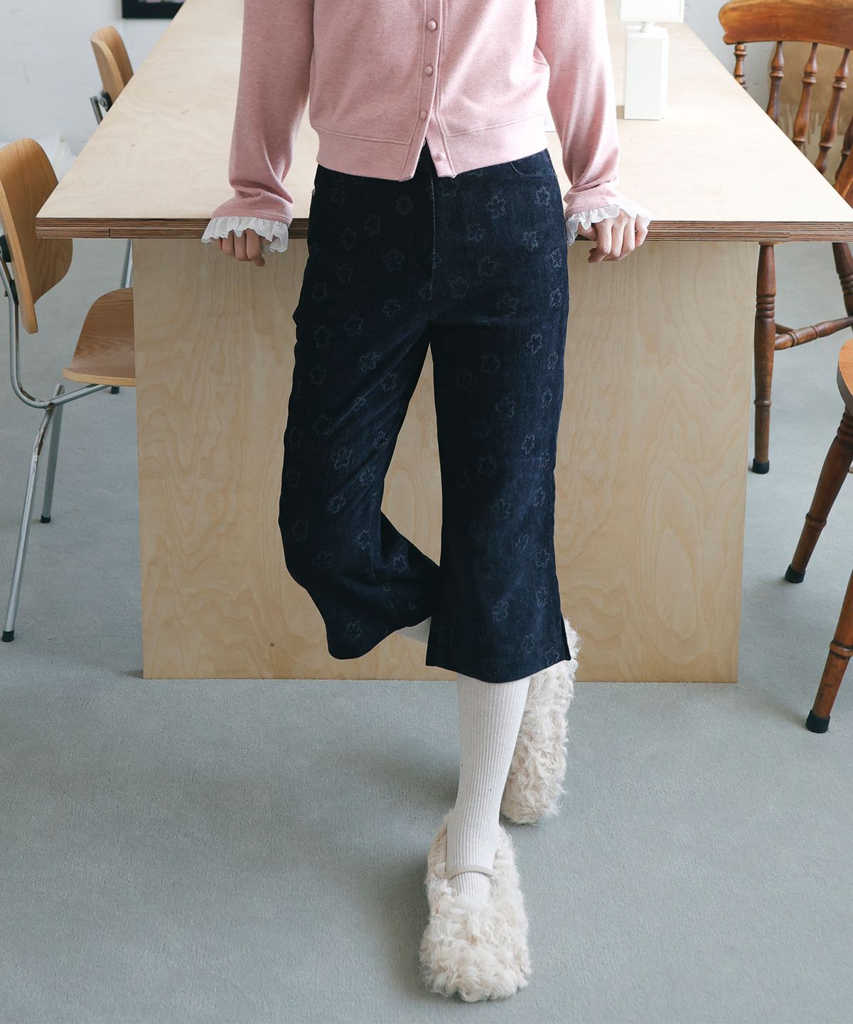 소르디(SORDI) Powder Capri Pants_indigo