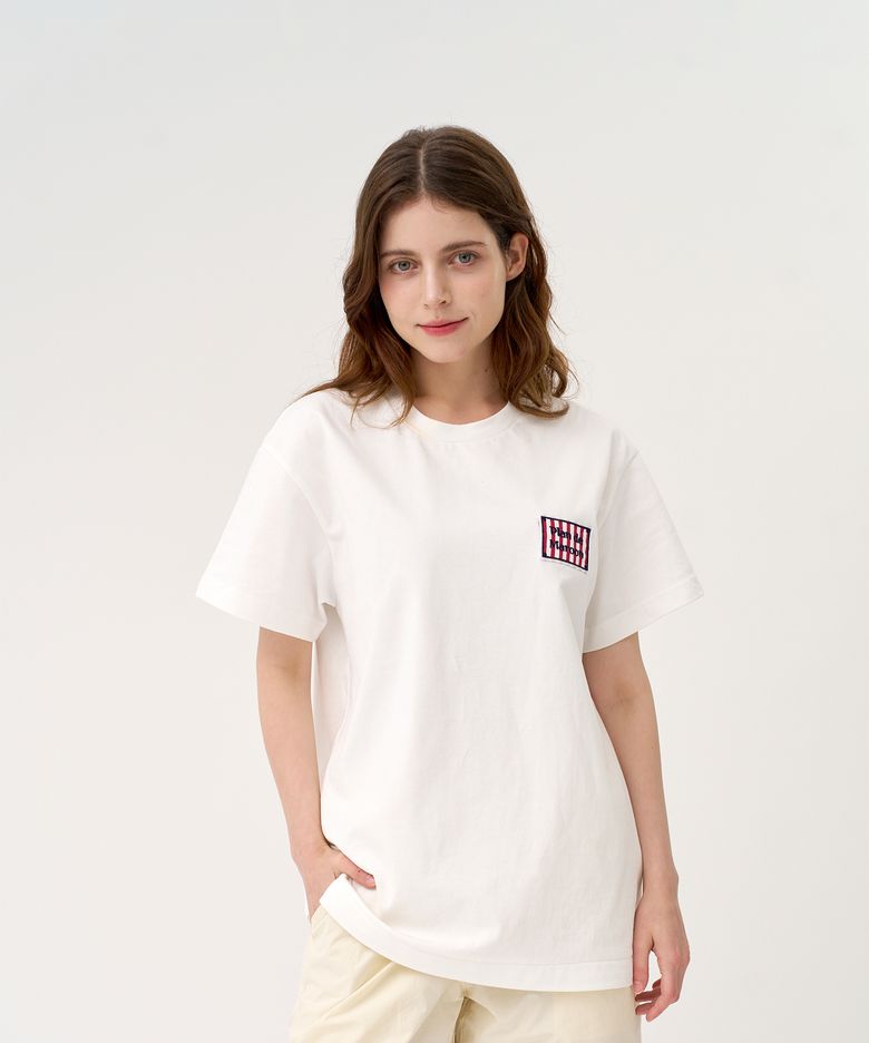 SEASON LOGO T-SHIRT_WHITE_CHERRY
