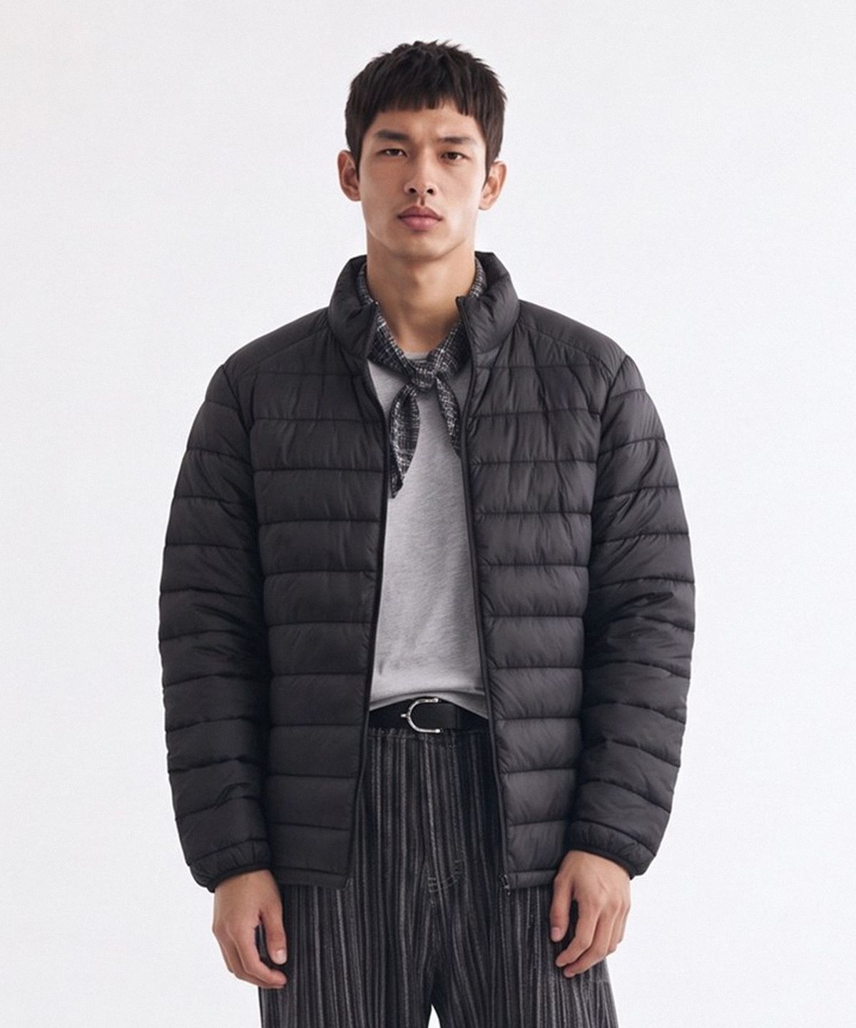 컨셉비(CONCEPTB) 에센셜 경량패딩 블랙
