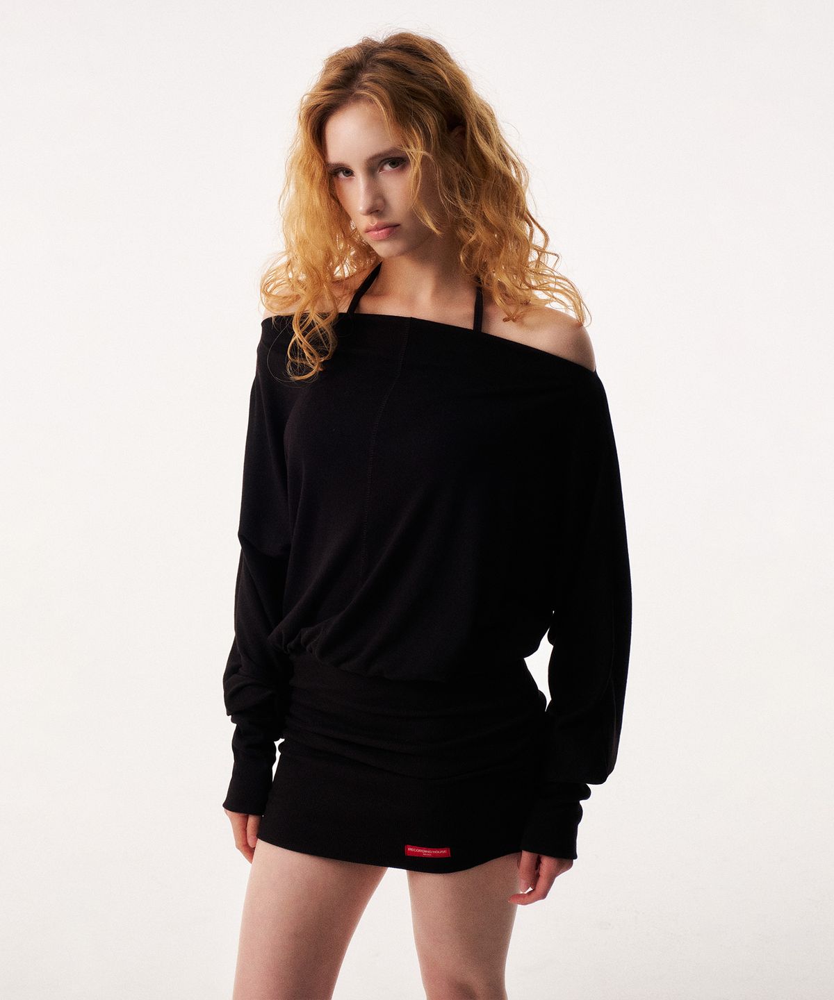 레코딩하우스(RECORDINGHOUSE) [W] REC OFF-SHOULDER ONE PIECE [BLACK]