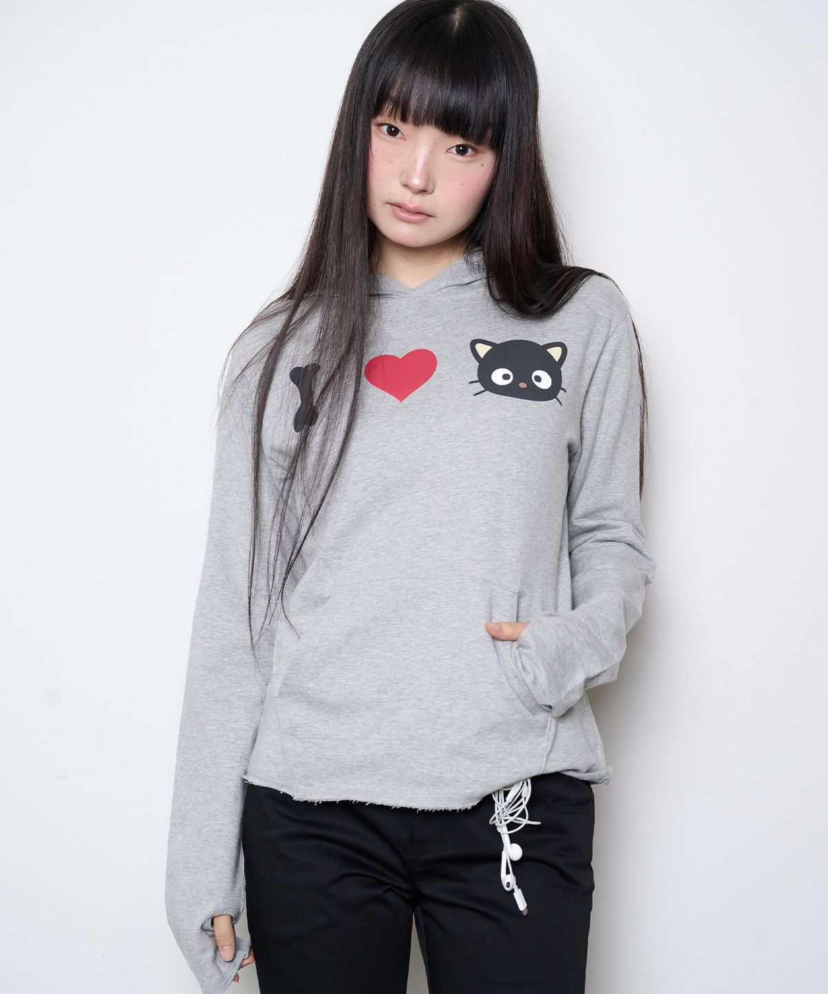 잇자바이브(ITZAVIBE) CHOCOCAT BONE HEART HOODIE