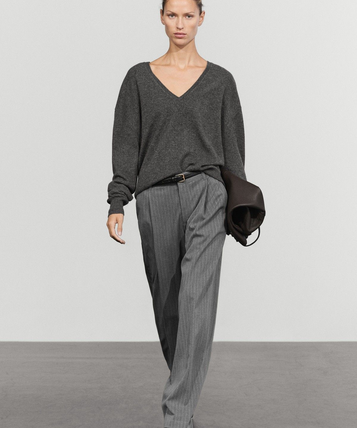 마시모두띠(MASSIMO DUTTI) 와이드 레그 핀스트라이프 팬츠