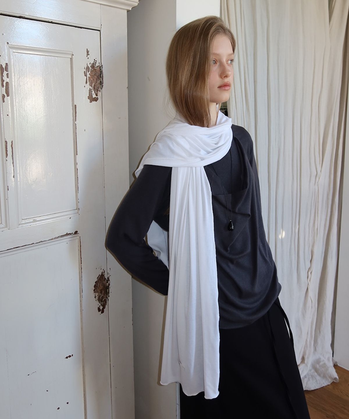 페르브(FERV) Soft Tencel High-Tension Long Scarf - White