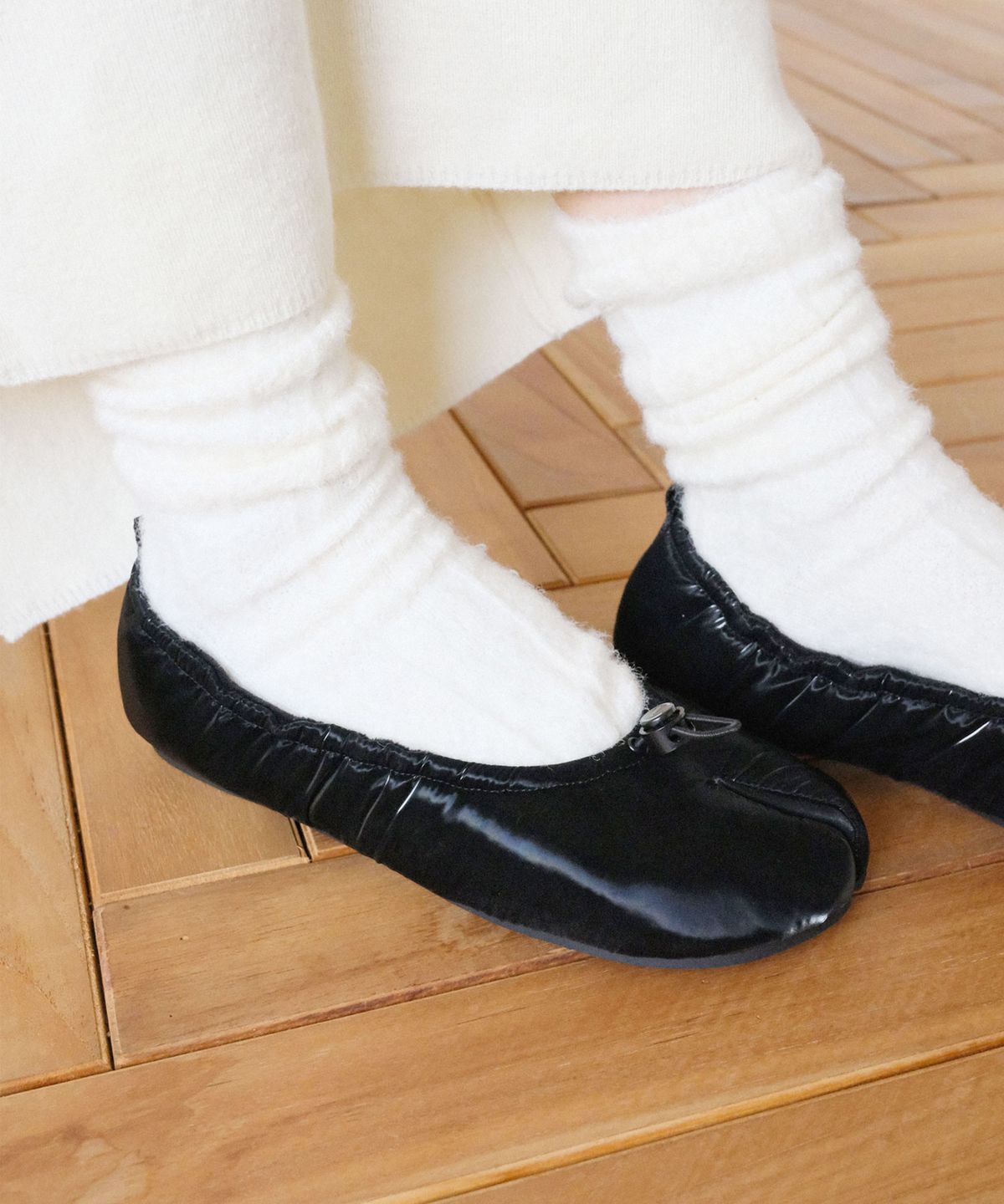 페이즈(PAES) Padded String Flat / Black