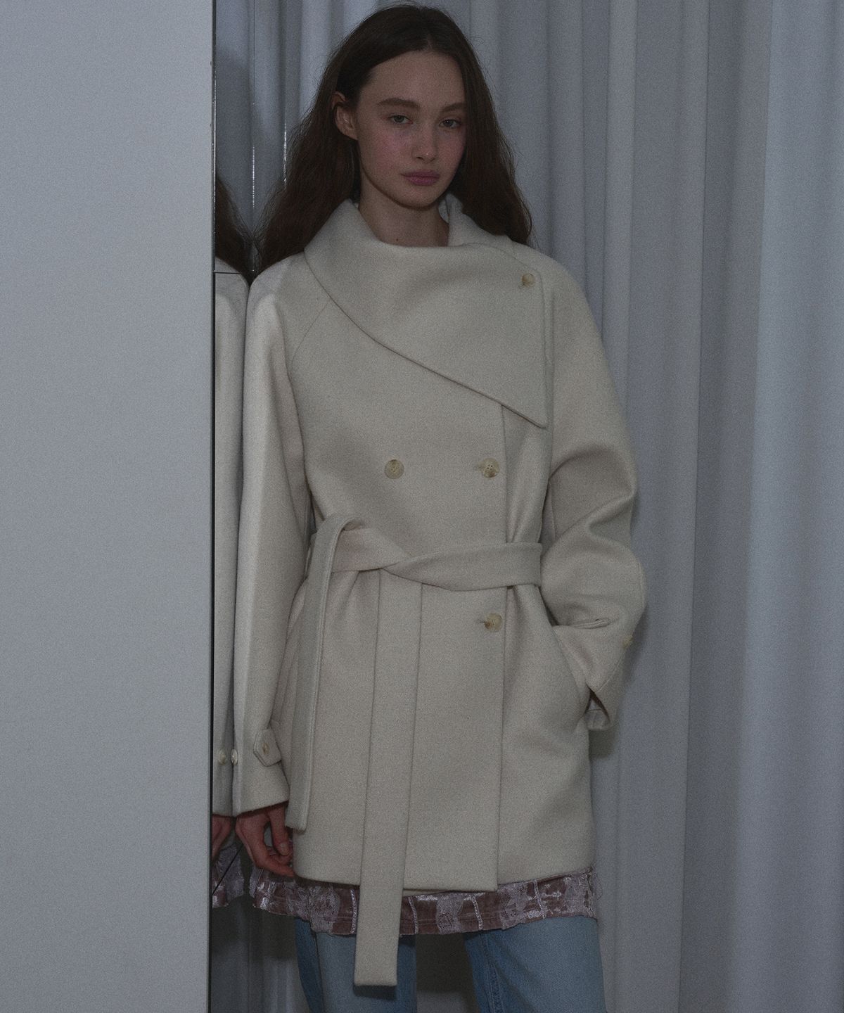 마가린핑거스(MARGARIN FINGERS) OVERLAP COLLAR HALF COAT (CREAM)