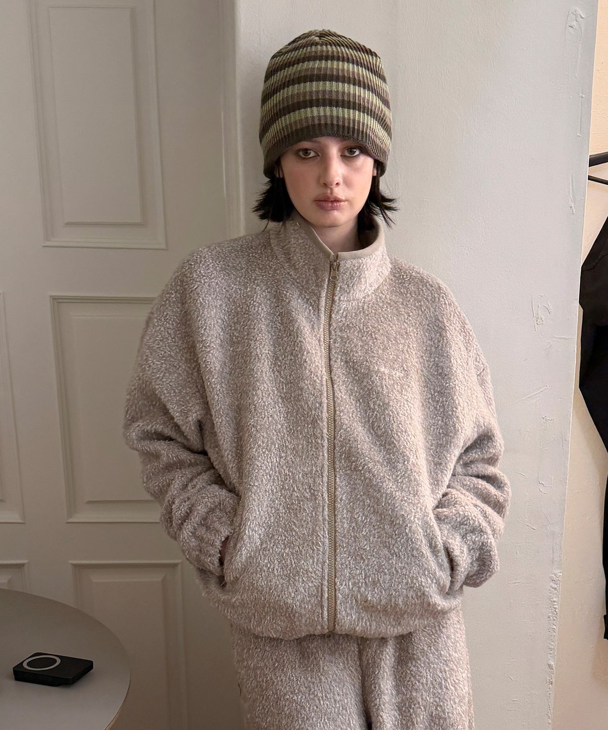 로타입(ROUGHTYPE) Wool Blend Boucle Fleece Zip-up - Beige