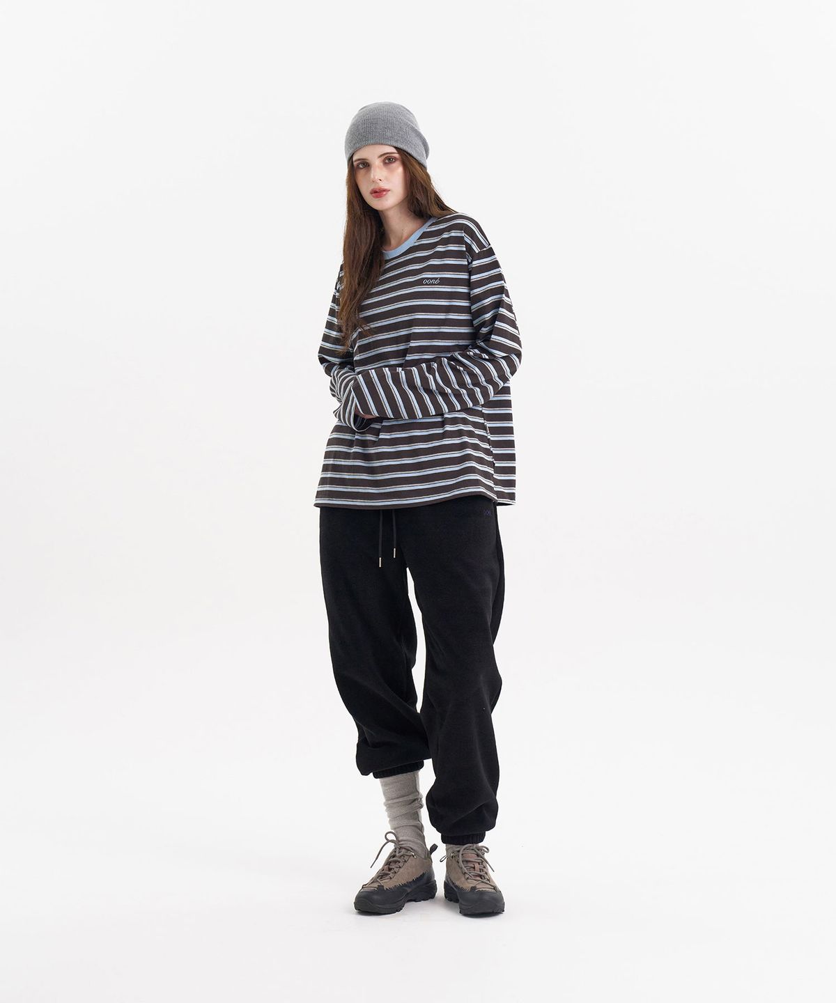 우네(OONE) Fleece Contrast Jogger Pants_Black