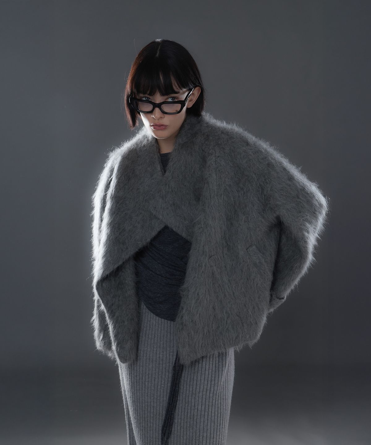 더밀루이(THEMILUI) Mohair Halo Coat (Gray)