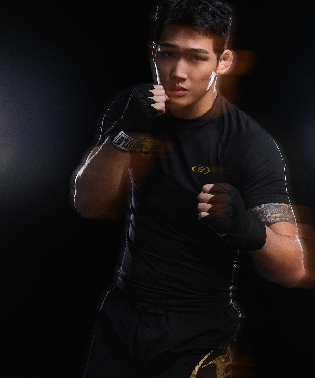 본투윈(BORN TO WIN) [BORNTOWIN X BLACK COMBAT] COMPRESSION T-SHIRTS [BLACK]