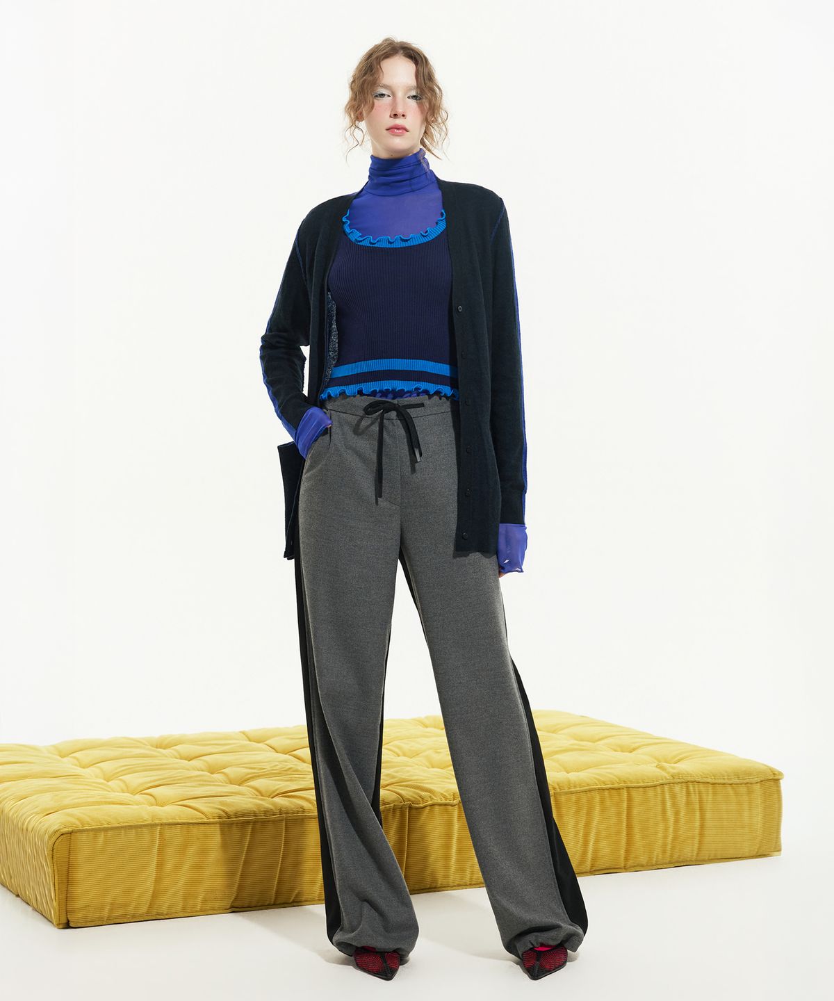 스노야(SNOYA) 26FW 반반 팬츠