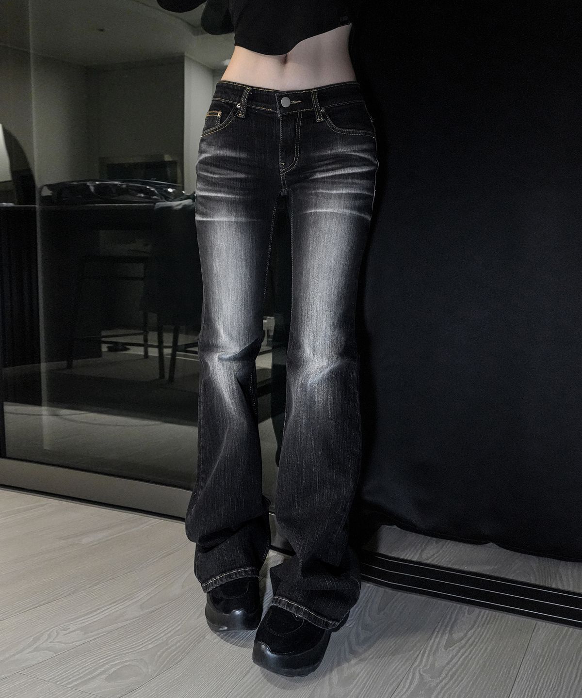 하츠코시(HATSUKOSHI) SLASH WASHED LOW DENIM