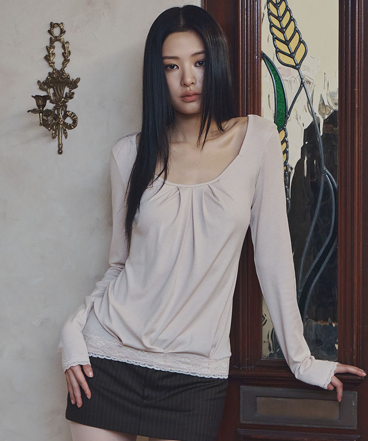 플리즈노팔로우(PLEASENOFOLLOW) Rosalie Shirring Long Sleeve Top (Baby Pink)