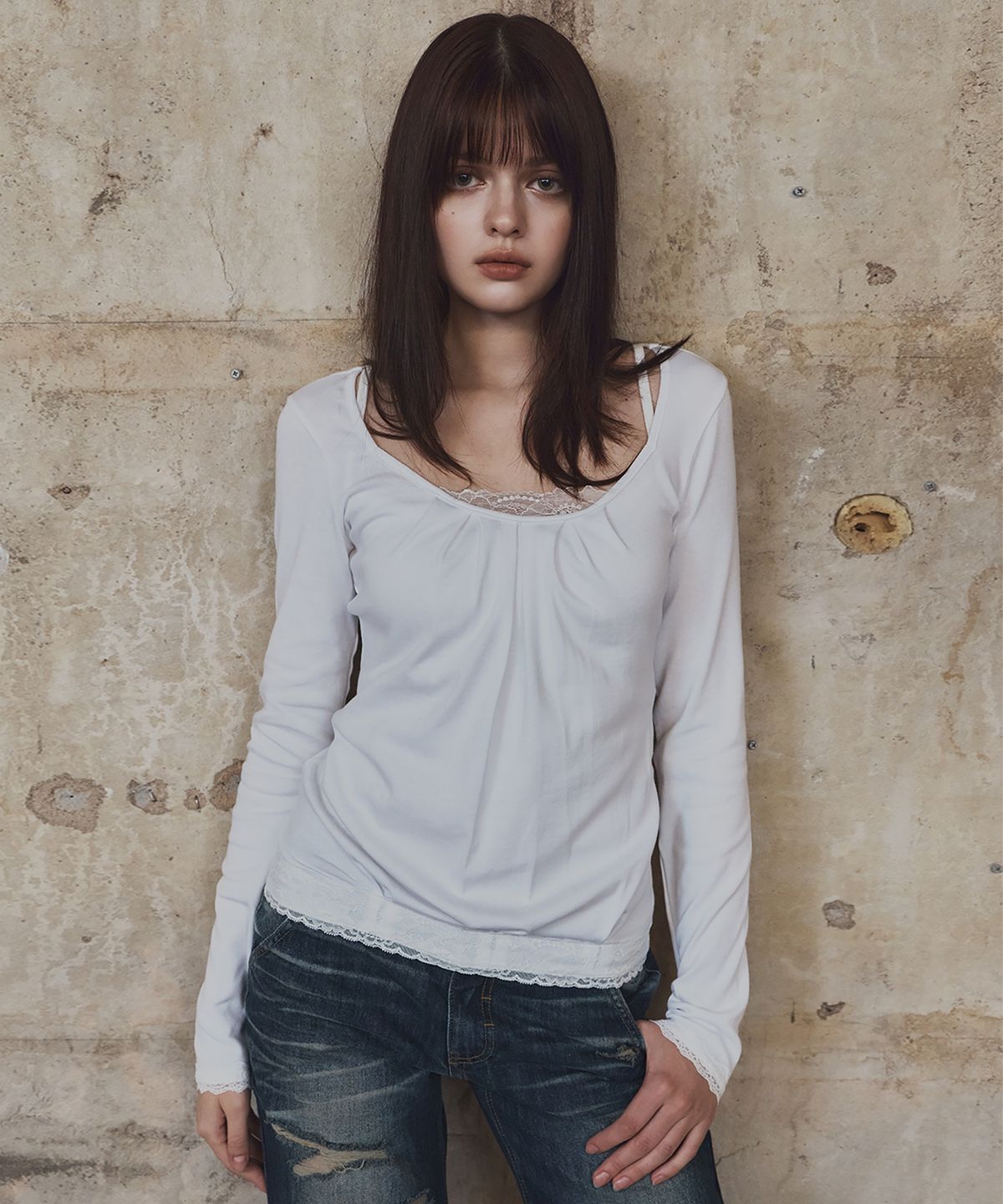플리즈노팔로우(PLEASENOFOLLOW) Rosalie Shirring Long Sleeve Top (Ivory)