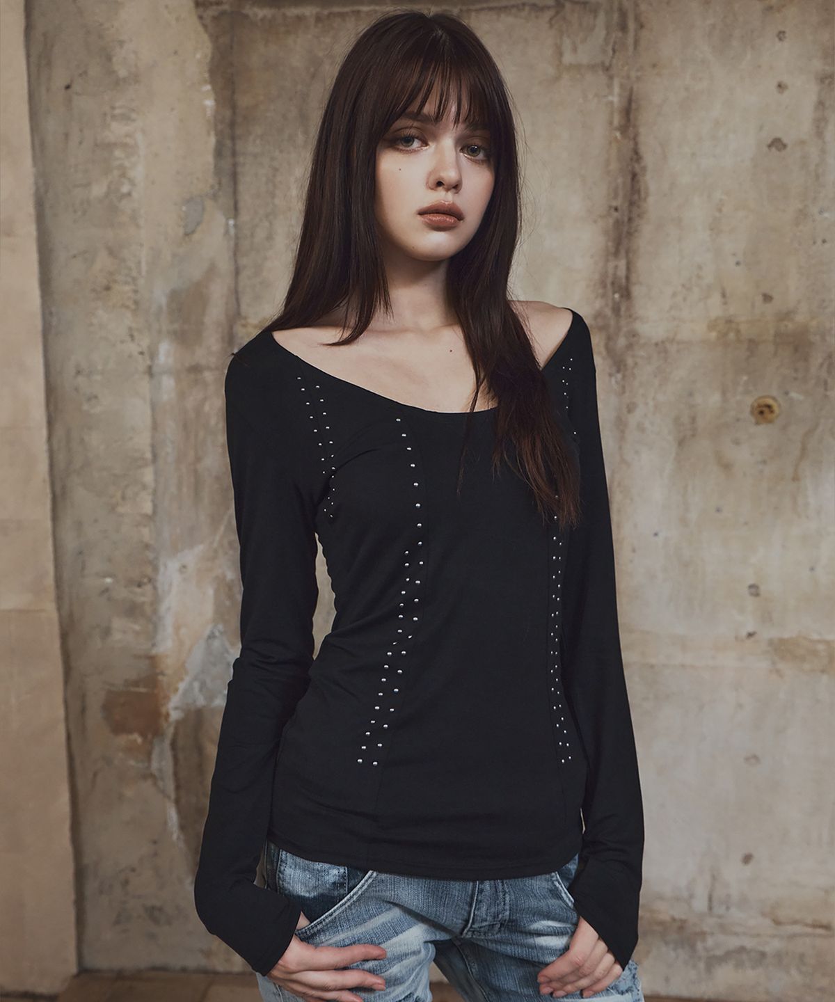 플리즈노팔로우(PLEASENOFOLLOW) Vega Stud Long Sleeve Top (Black)