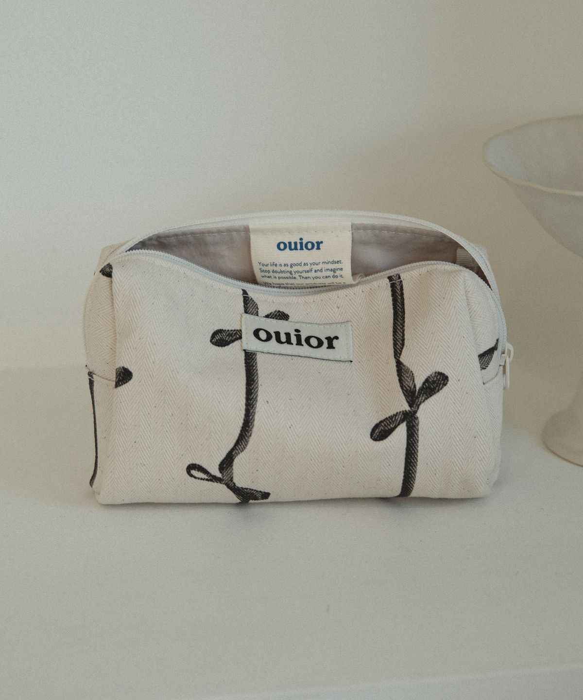 위올(OUIOR) [기프트박스]ouior everyday pouch_ribbon black