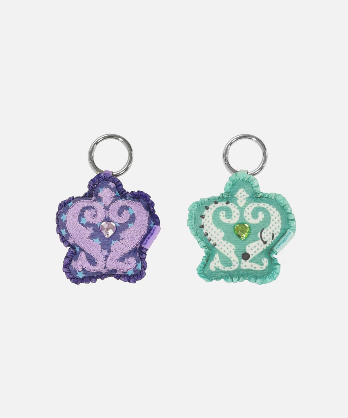 하츠투하츠(HEARTS2HEARTS) ICONIC HEART KEYRING