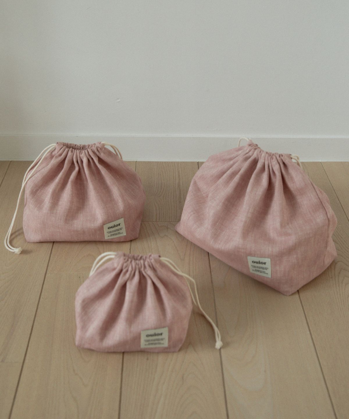 위올(OUIOR) [기프트박스]ouior chubby string pouch_herringbone pink