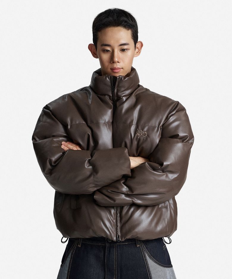 오버핏 PU레더 엠브로이더드 푸퍼 숏 패딩 자켓 (BROWN)