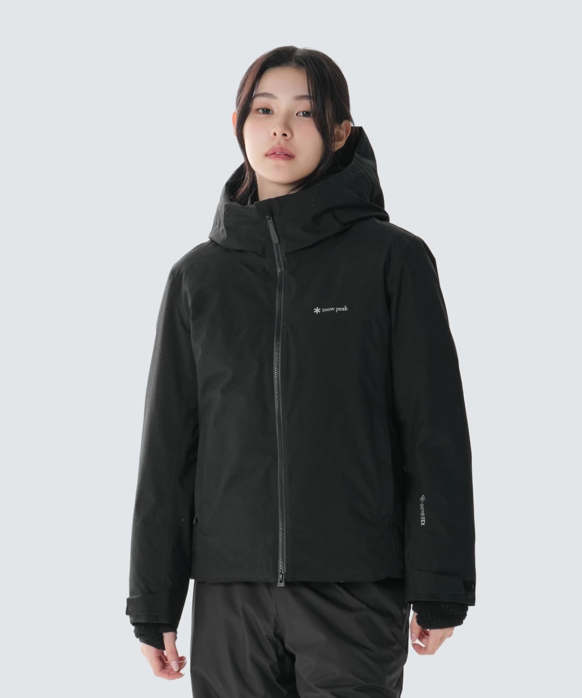 스노우피크 어패럴(SNOWPEAK APPAREL) 고어텍스 여성 방수 미들 구스 다운 자켓 (S26WWPDJ03) Black