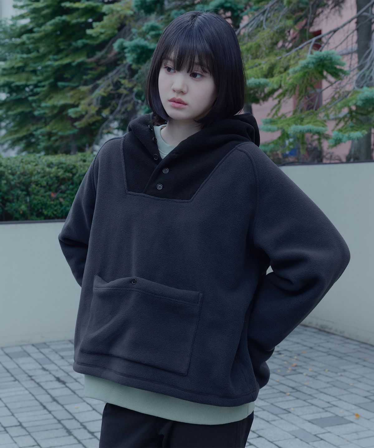 이프소마그넷(IFSO MAGNET) Hooded Button Fleece Anorak - CHARCOAL
