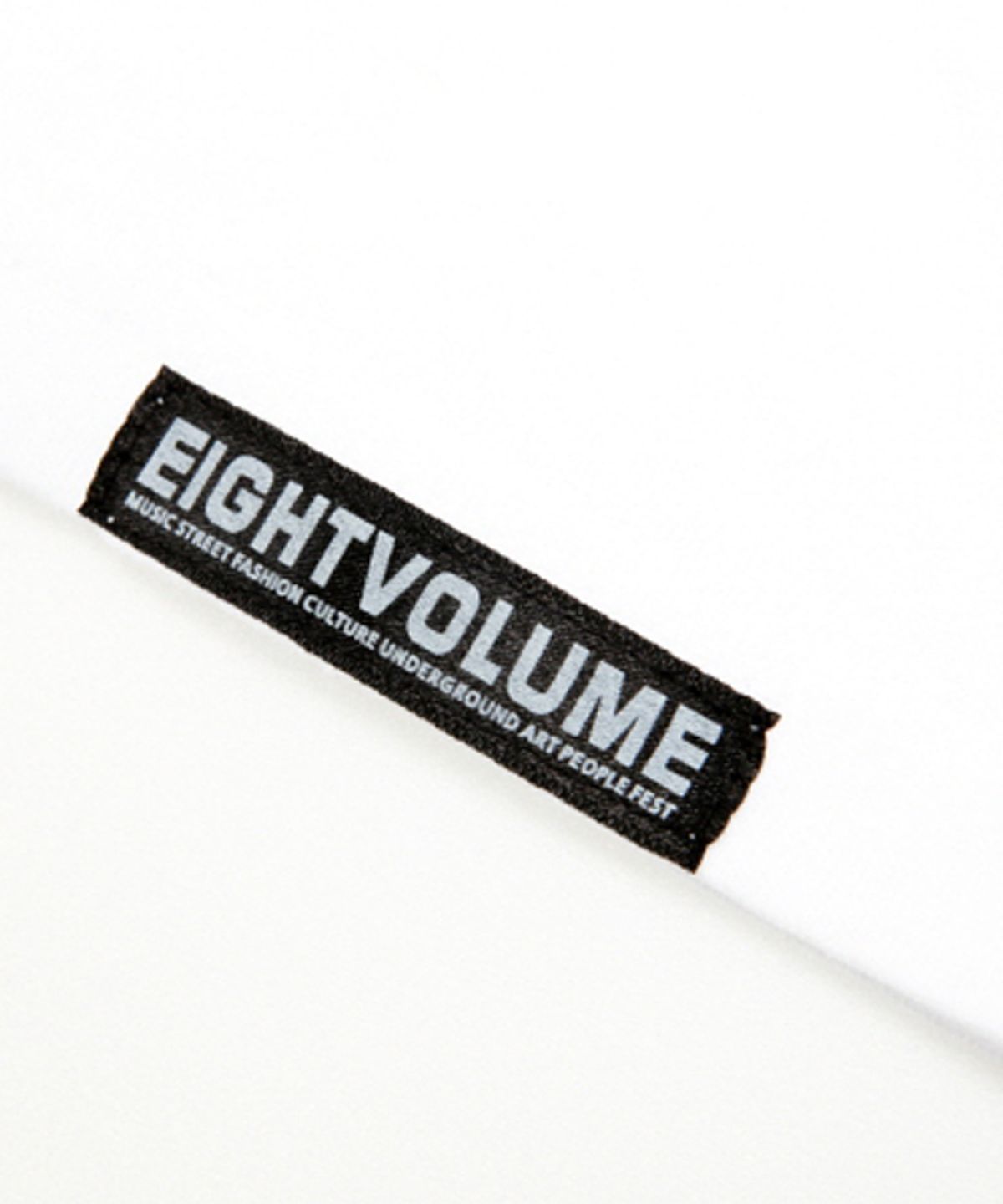 에잇볼륨(EIGHTVOLUME) STRANGE FRUIT B/W RAGLAN