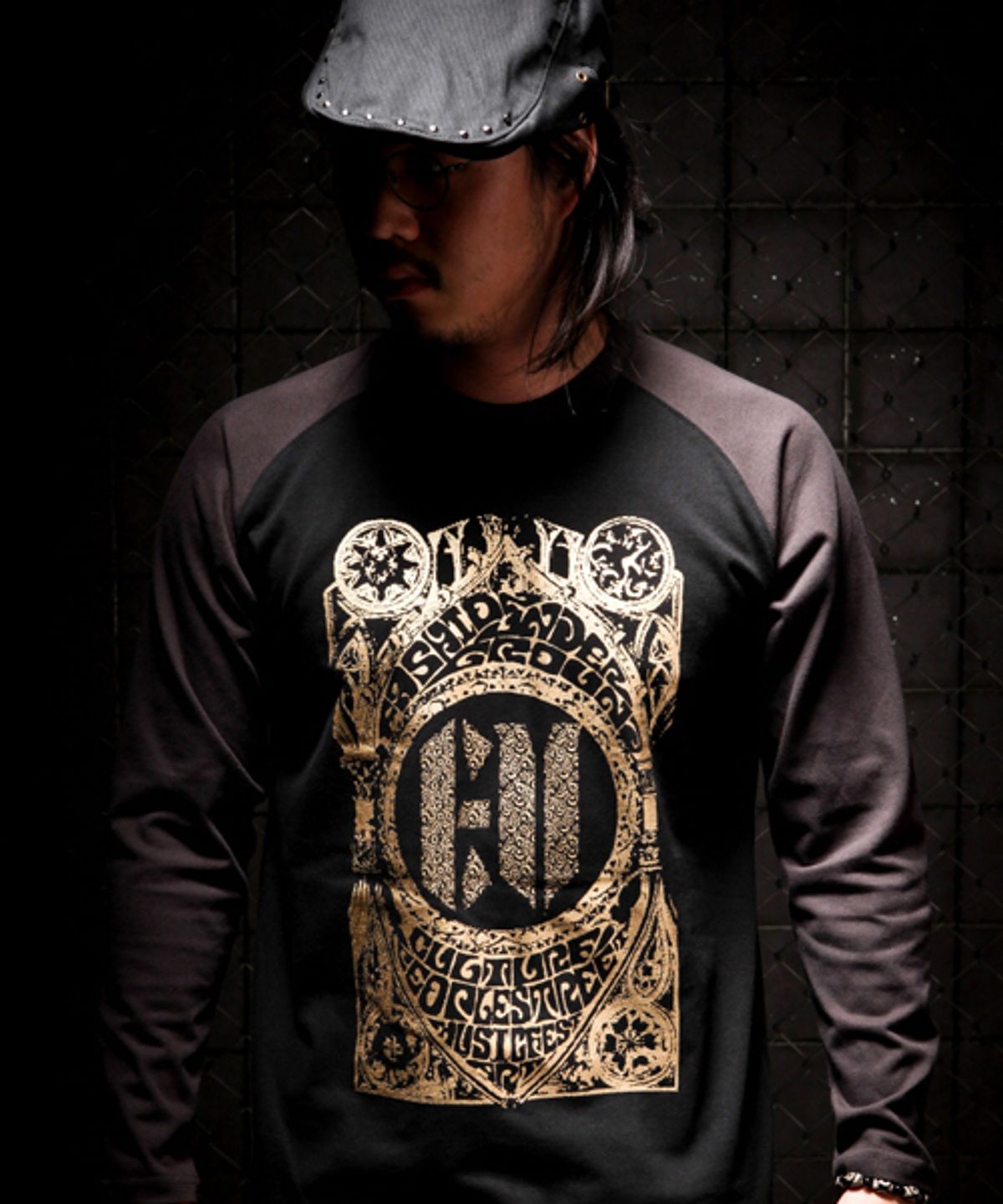 에잇볼륨(EIGHTVOLUME) EV PSYCHEDELIC B/D RAGLAN