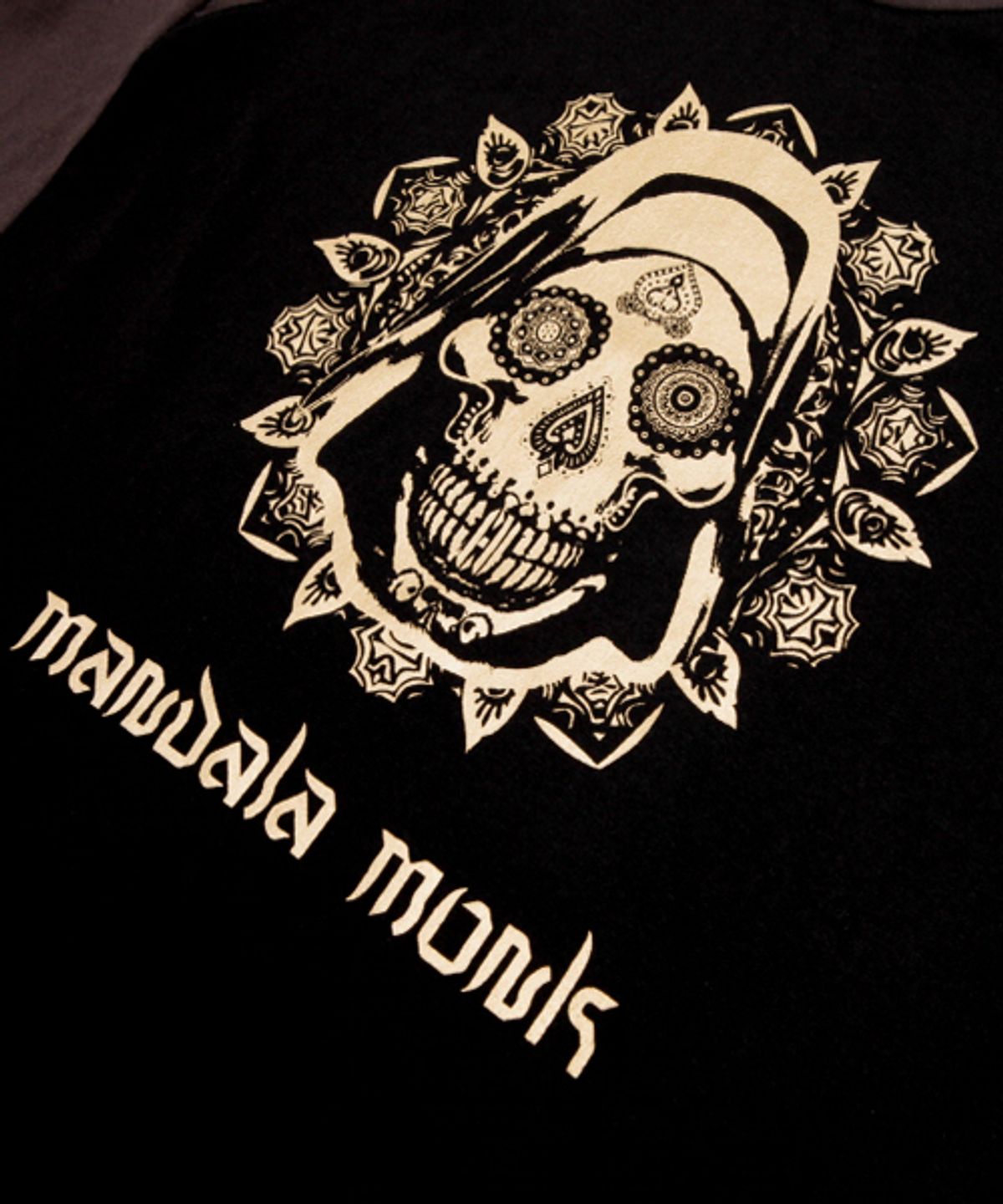 에잇볼륨(EIGHTVOLUME) MANDALA MONK B/D RAGLAN