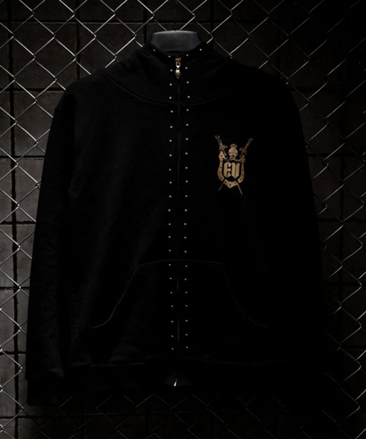 에잇볼륨(EIGHTVOLUME) EV ANTIQUE GOLD STUD HOODZIP