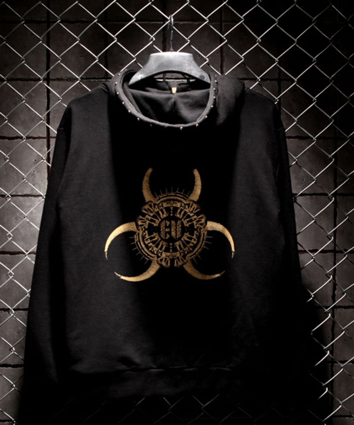 에잇볼륨(EIGHTVOLUME) EV ANTIQUE GOLD STUD HOODZIP