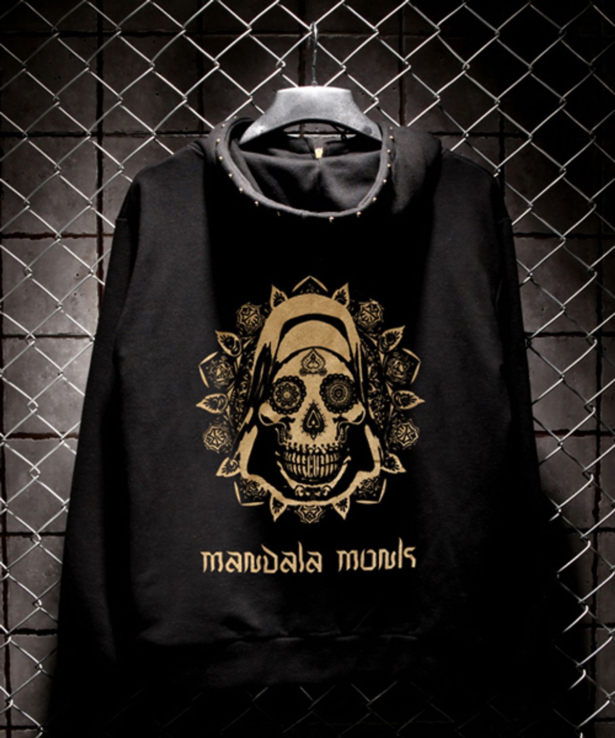 에잇볼륨(EIGHTVOLUME) EV ANTIQUE GOLD STUD HOODZIP(MANDALA MONK)