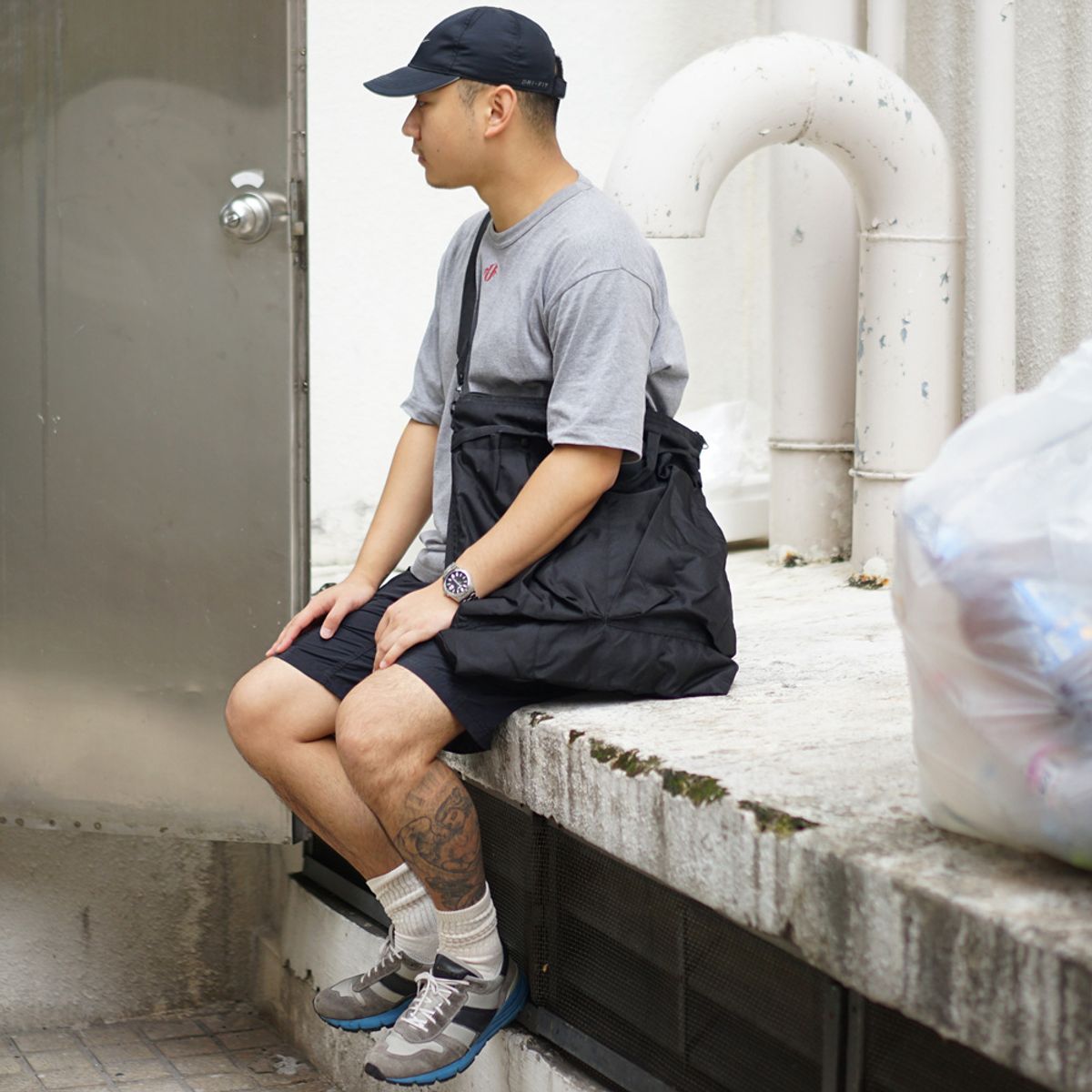 와이엠씨엘케이와이(YMCL KY) Helmet Bag - Black