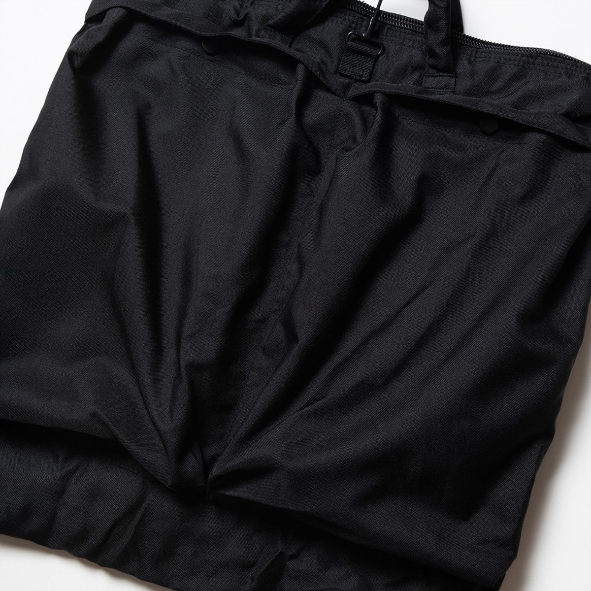 와이엠씨엘케이와이(YMCL KY) Helmet Bag - Black