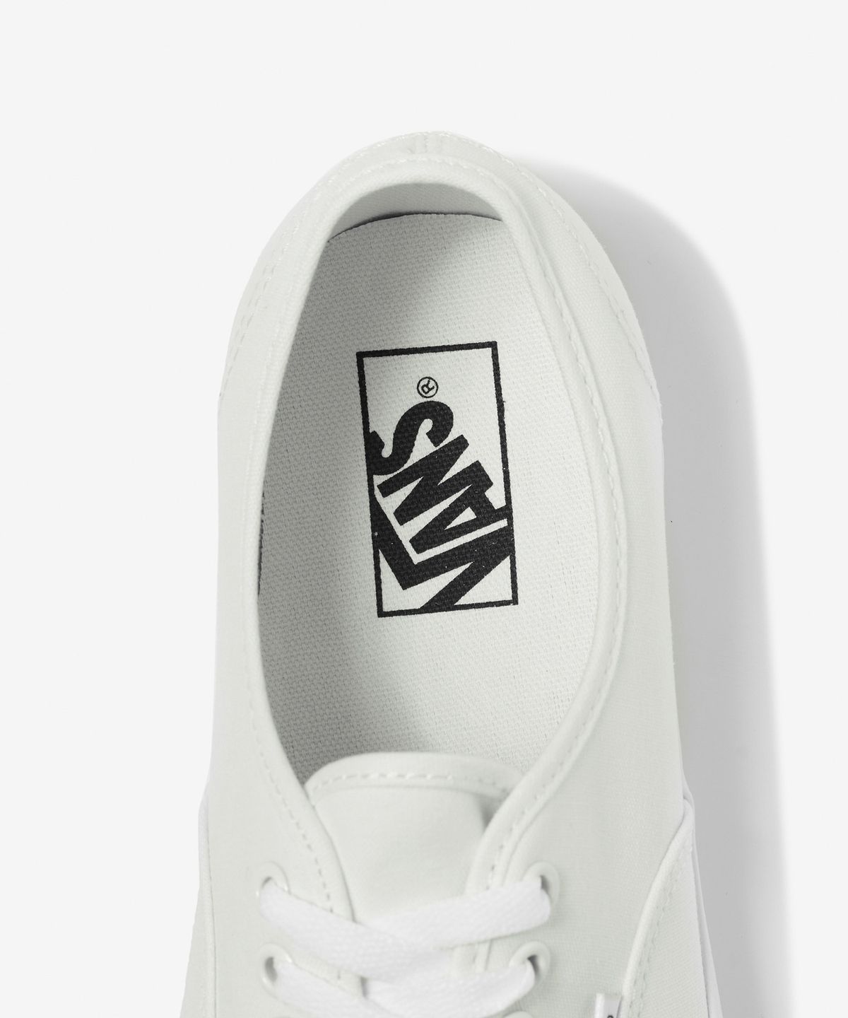 반스(VANS) 어센틱 - 트루 화이트 / VN000EE3W001