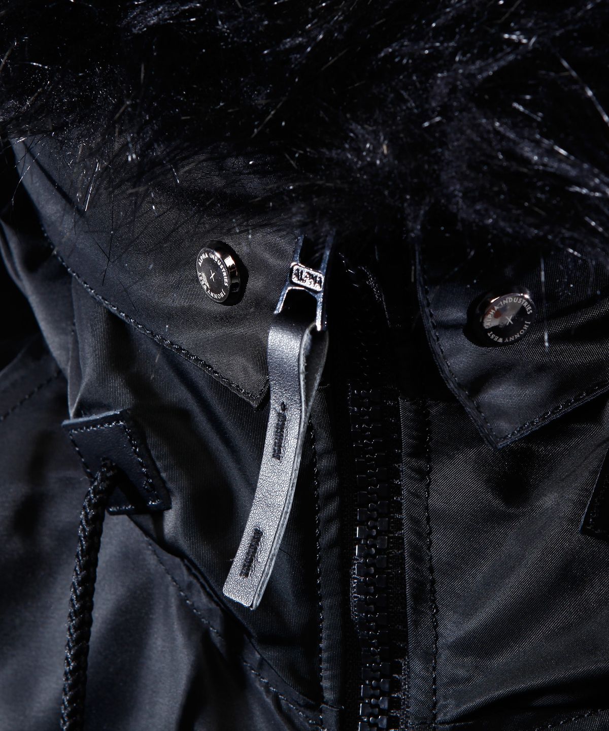 쟈니웨스트(JHONNY WEST) [JHONNYWEST X ALPHA] N-3B Parka (Black)
